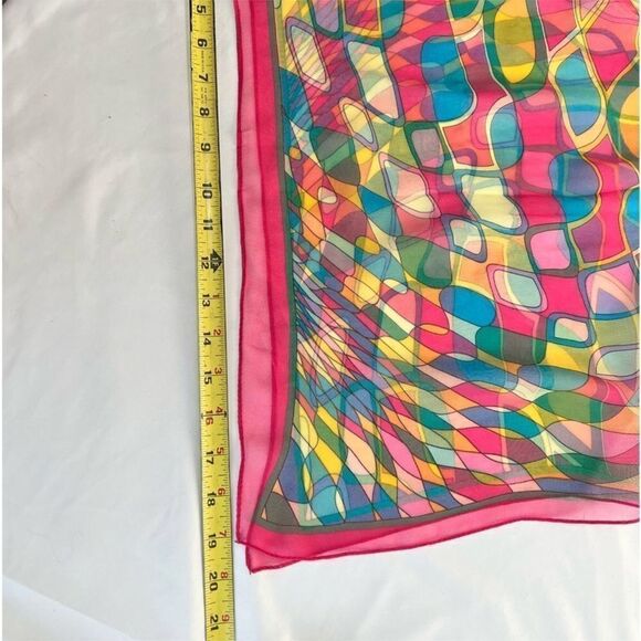 Tickled Pink Silk Oblong Pink Scarf Geometric Print 
New With Tag - Picture 8 of 8